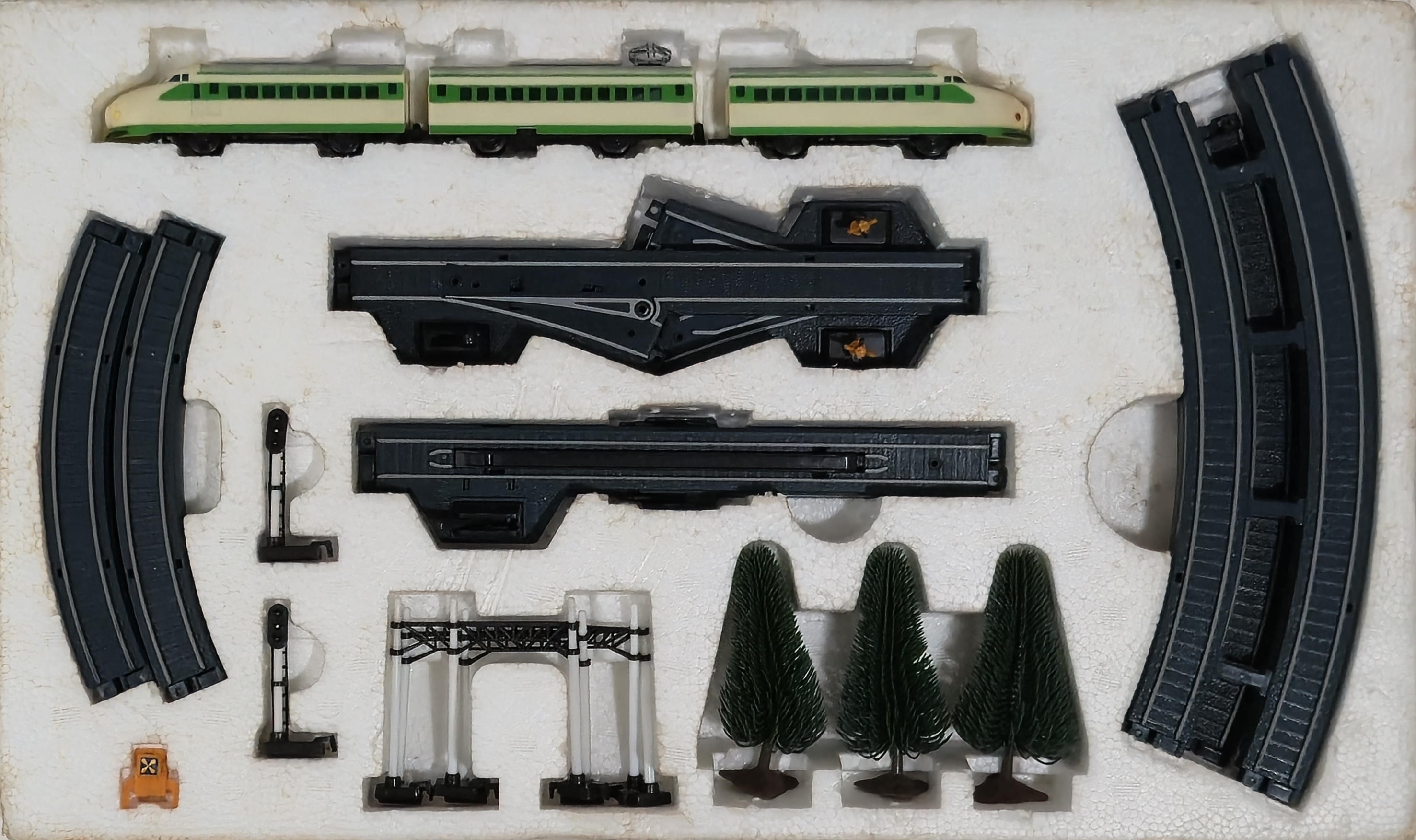 Bandai Mini Mini Rail Tohoku Joetsu Shinkansen Set